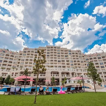 Seaside View In Apartmán Varna