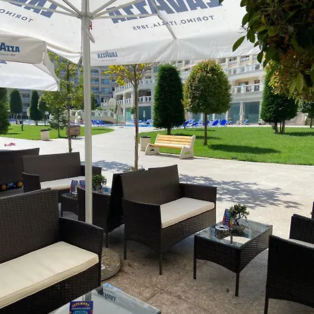 Seaside View In Apartament Varna