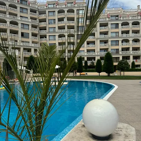 Seaside View In Apartament Varna