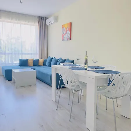 Apartment Seaside View In *