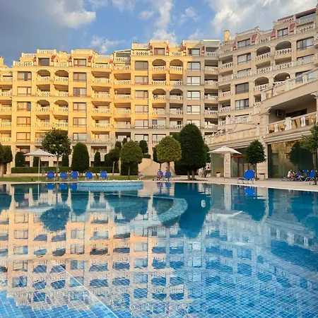 Seaside View In Apartment *